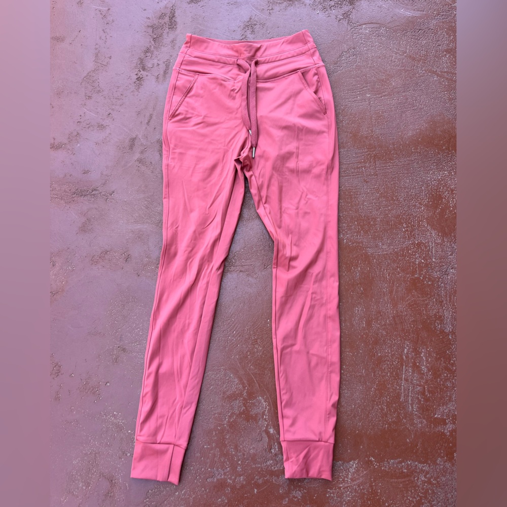 Halara Joggers
